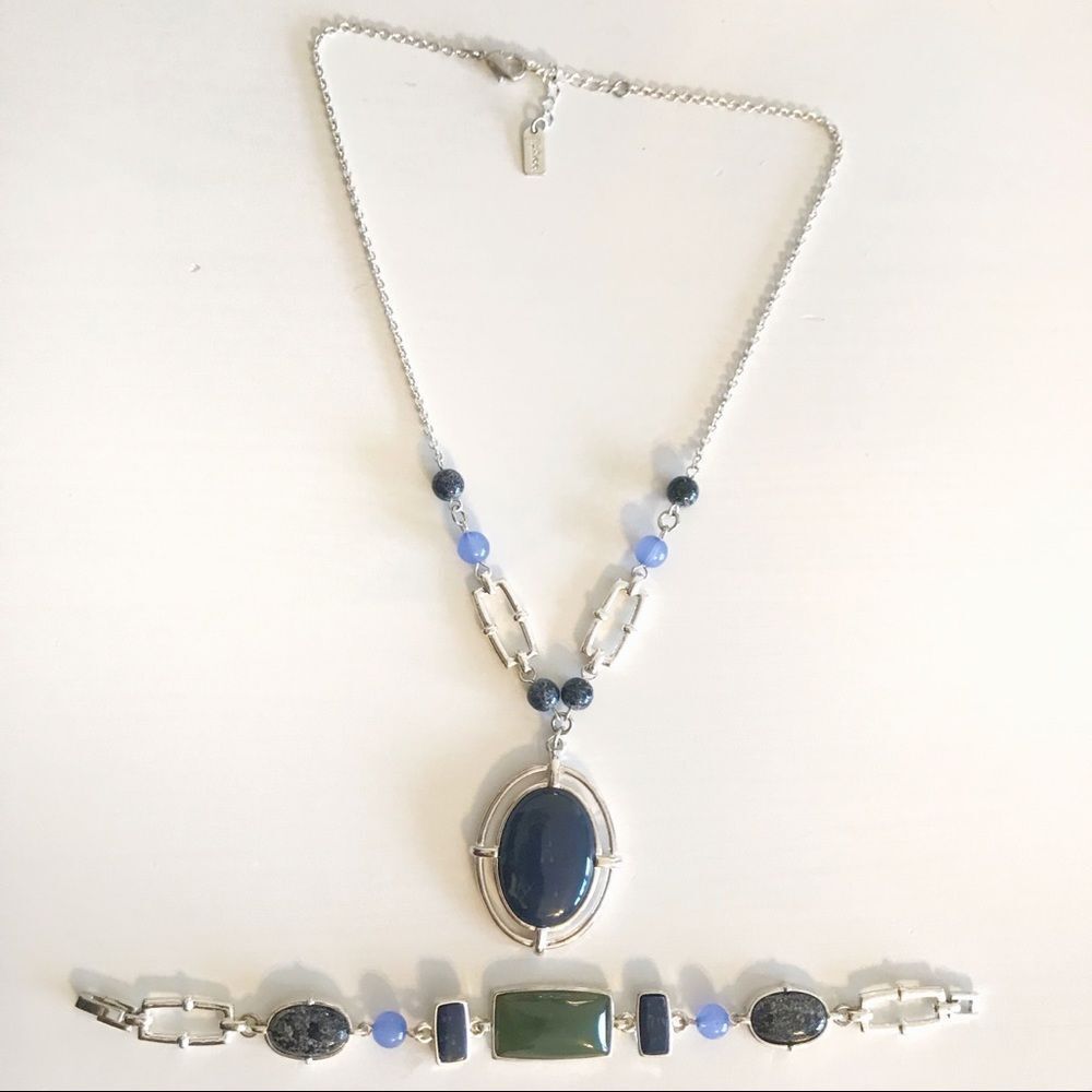 Liz & Co Necklace and bracelet set with blue stones - Picture 3 of 3